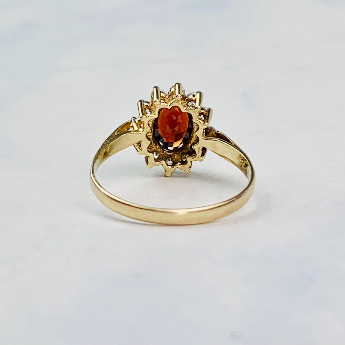 Vintage 9K / 9ct Gold Oval Red and White CZ Halo Statement Ring / Cocktail Ring - Size 6 US