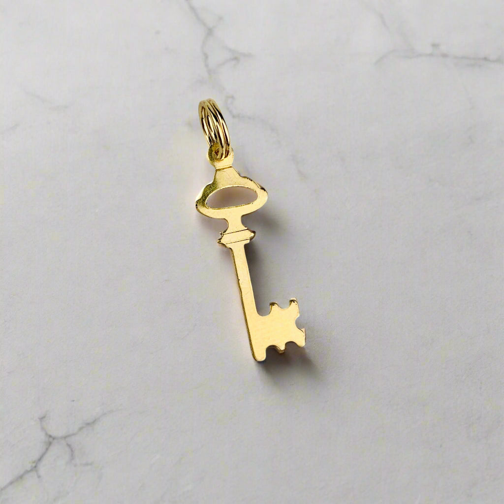 14K Gold 22mm Classic Key Charm / Pendant optional 14K Gold Cable Link Chain