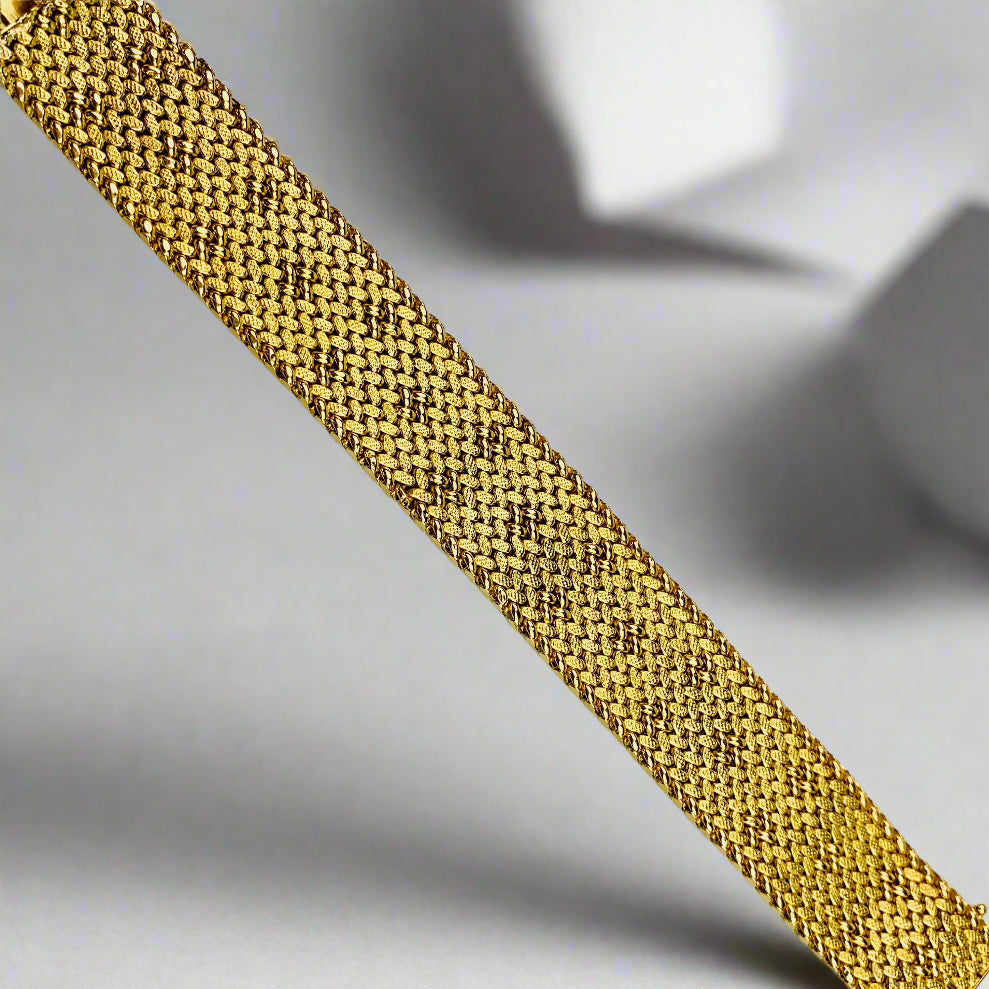 18K Gold Vintage Cartier Mesh Thick Bracelet - Estate Jewelry - 40 grams