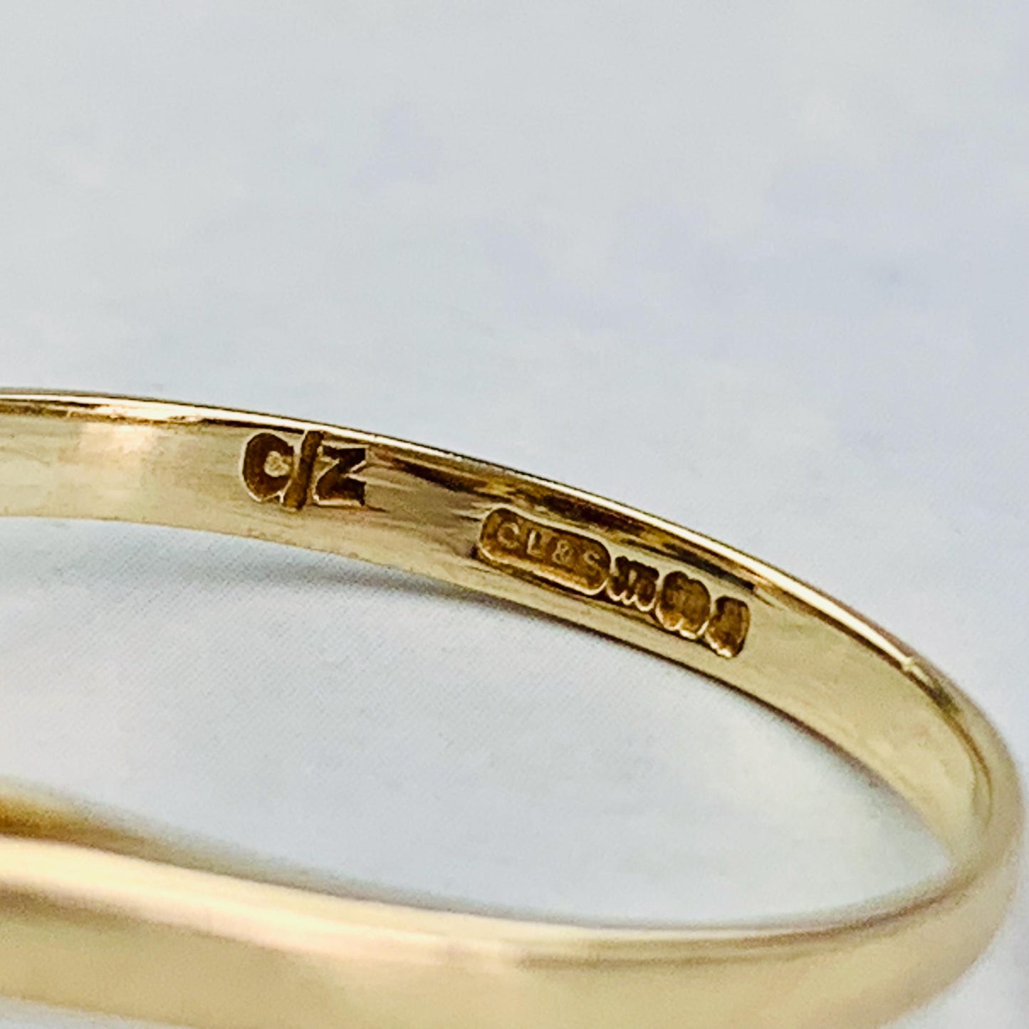 Vintage 9K / 9ct Gold Oval Red and White CZ Halo Statement Ring / Cocktail Ring - Size 6 US