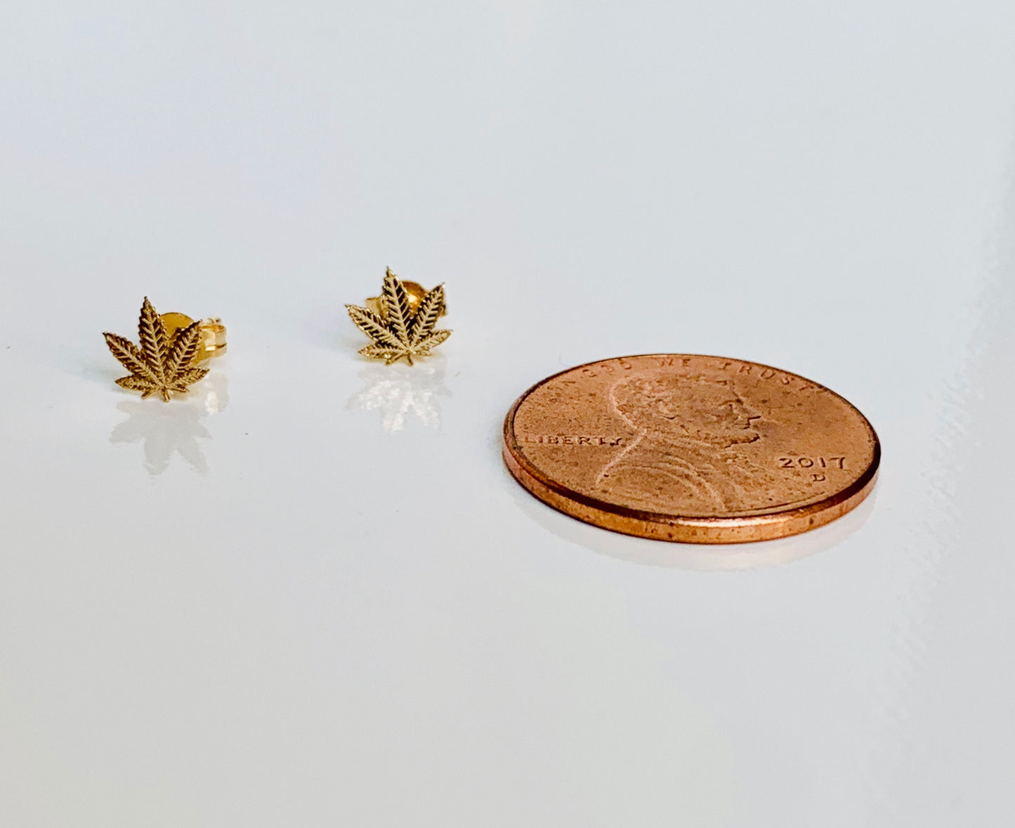 14K Solid Yellow Gold Tiny Delicate Marijuana Leaf / Cannabis Leaf Stud Earrings 5.5mm x 5.5mm