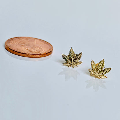 14K Solid Yellow Gold Etched Marijuana Leaf Stud Earrings 7.5mm x 7.5mm