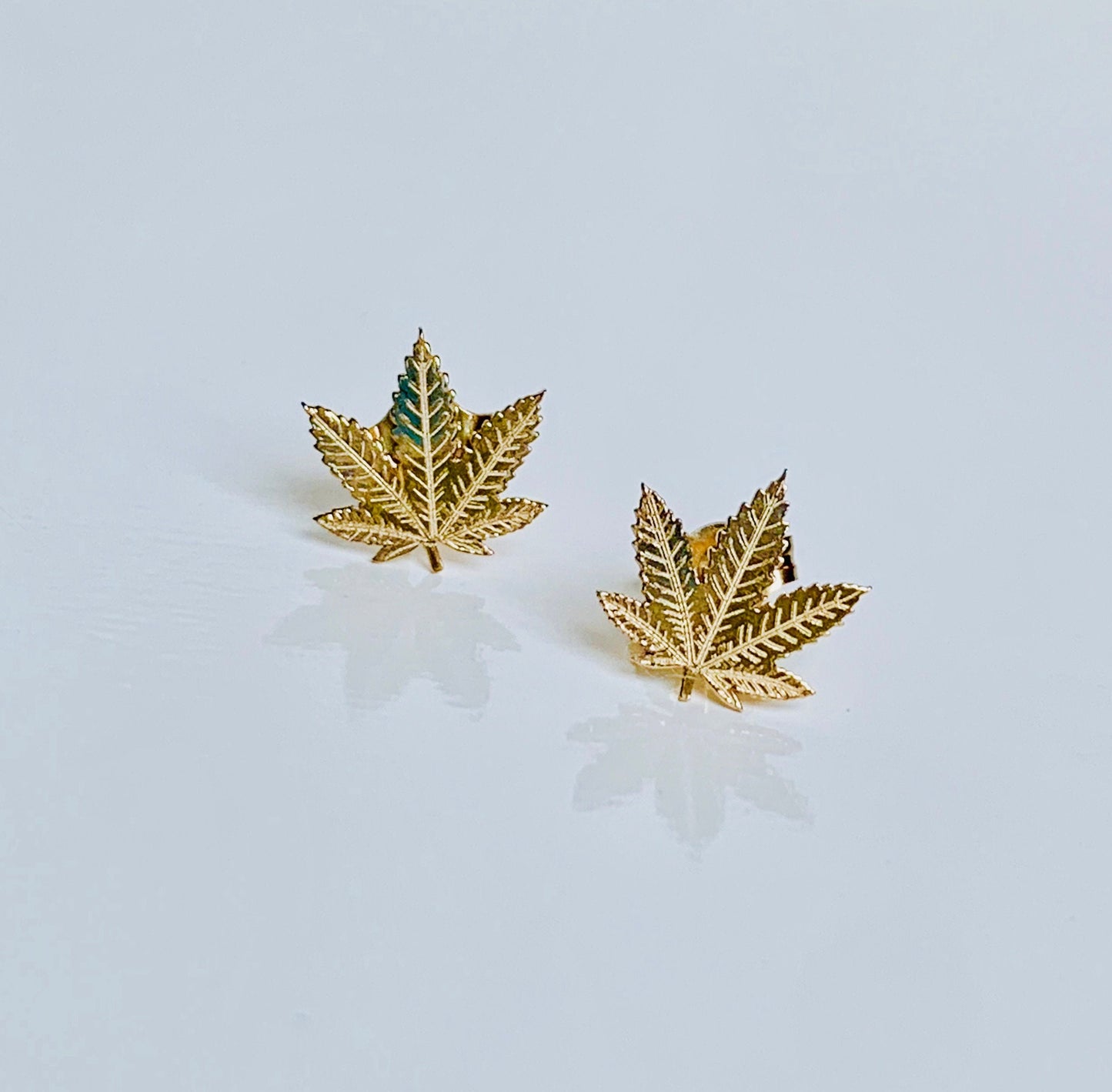 14K Solid Yellow Gold Etched Marijuana Leaf Stud Earrings 7.5mm x 7.5mm