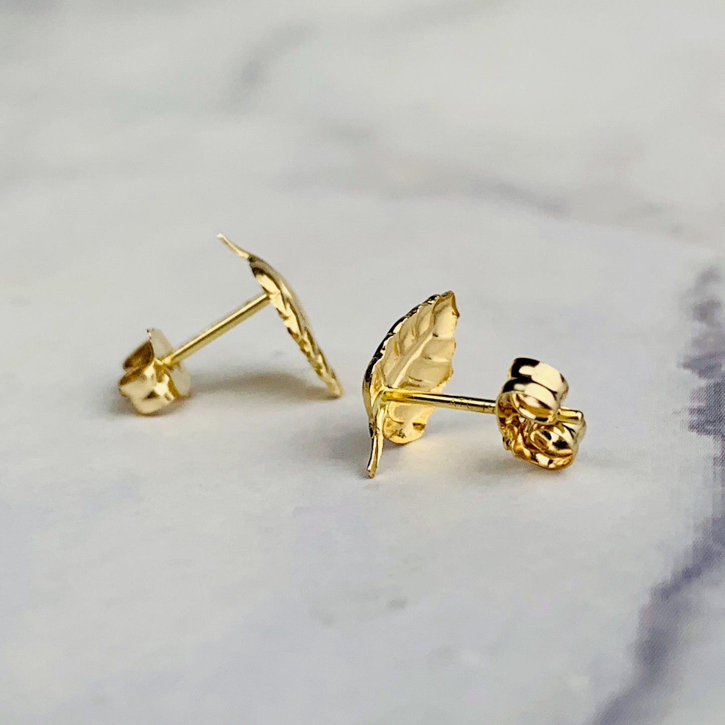 14K Solid Gold Leaf Studs / Engraved Leaf Stud Earrings