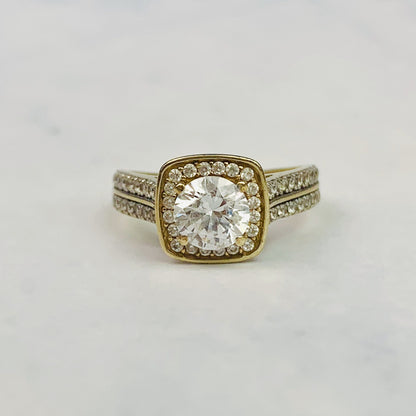 Vintage 9K/9ct Gold CZ Solitaire Engagement Ring with Paved Shoulders- Size 6 US