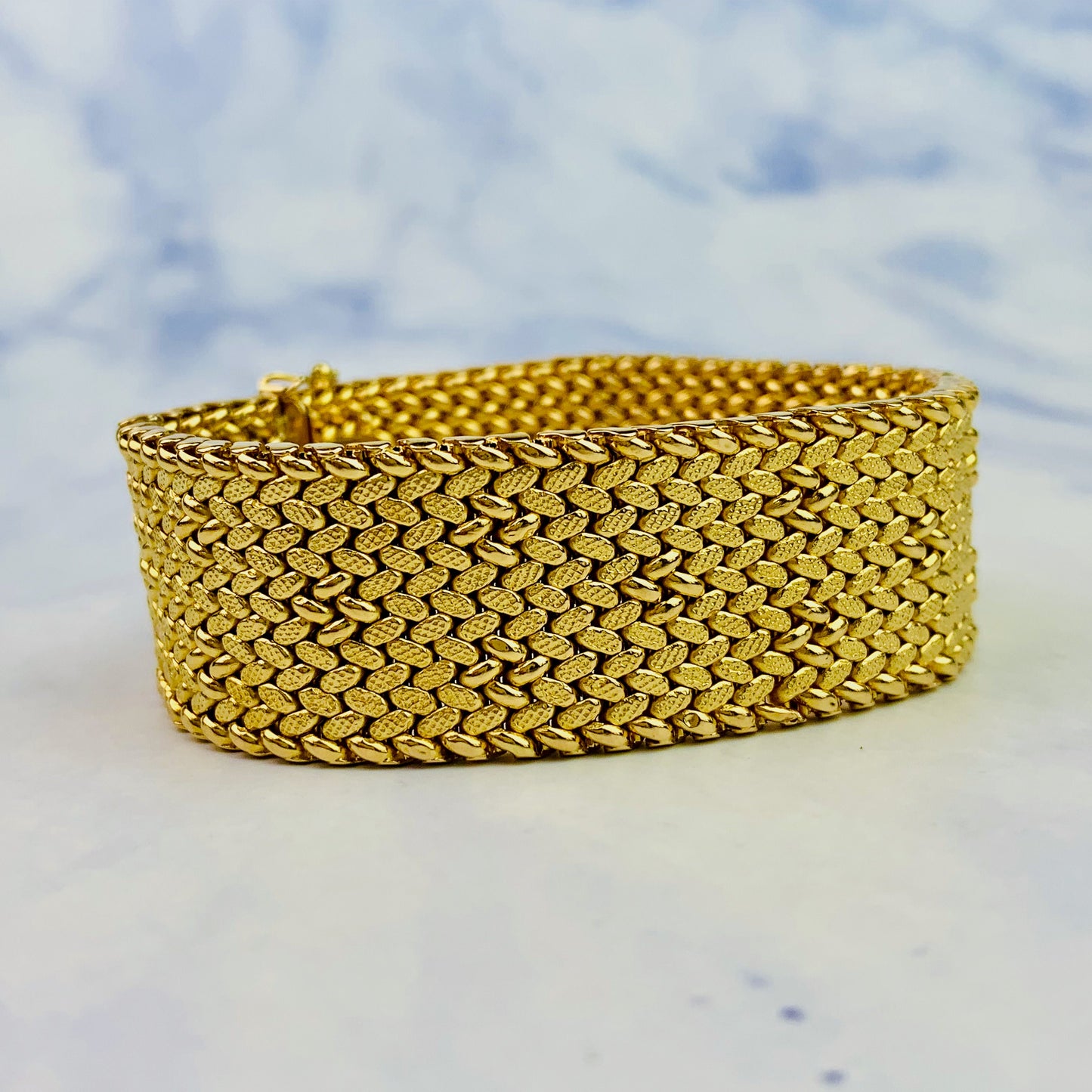 18K Gold Vintage Cartier Mesh Thick Bracelet - Estate Jewelry - 40 grams