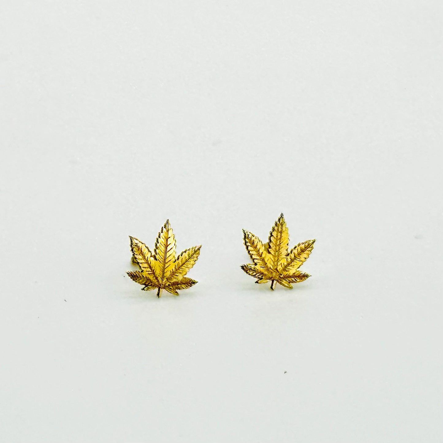 14K Solid Yellow Gold Etched Marijuana Leaf Stud Earrings 7.5mm x 7.5mm