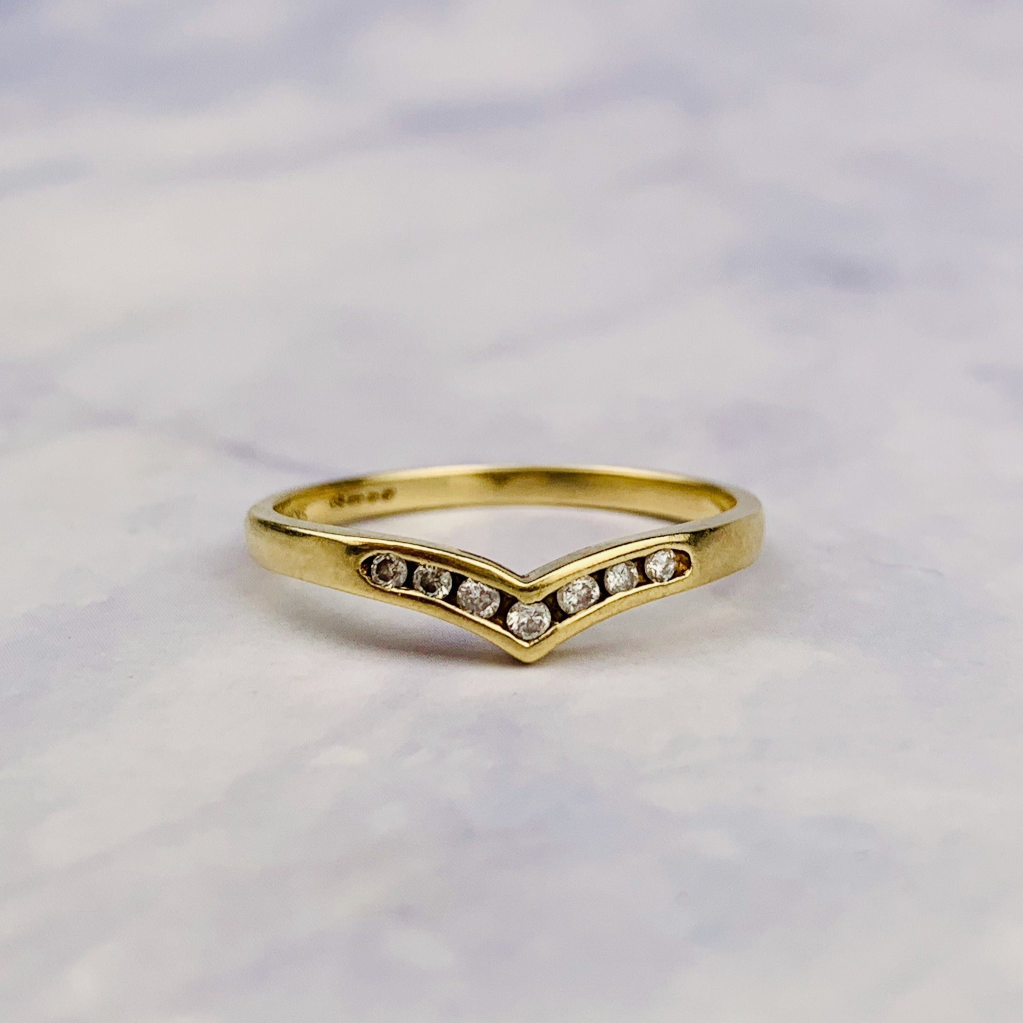 9ct gold wishbone on sale ring